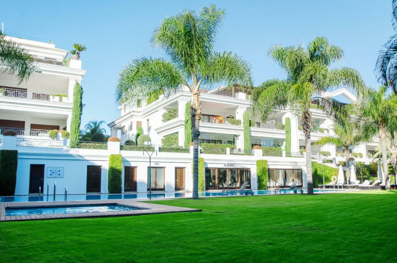 Luxury Apartment Frontal Beach In Doncella Beach Estepona Bagian luar foto